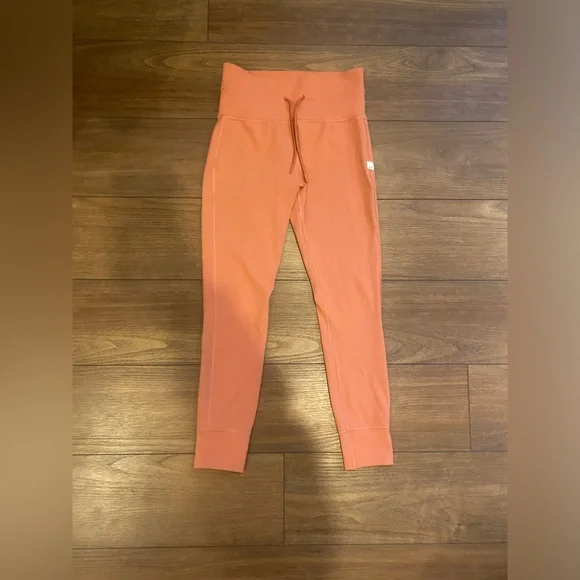 Vuori Daily Legging - Picture 5 of 12